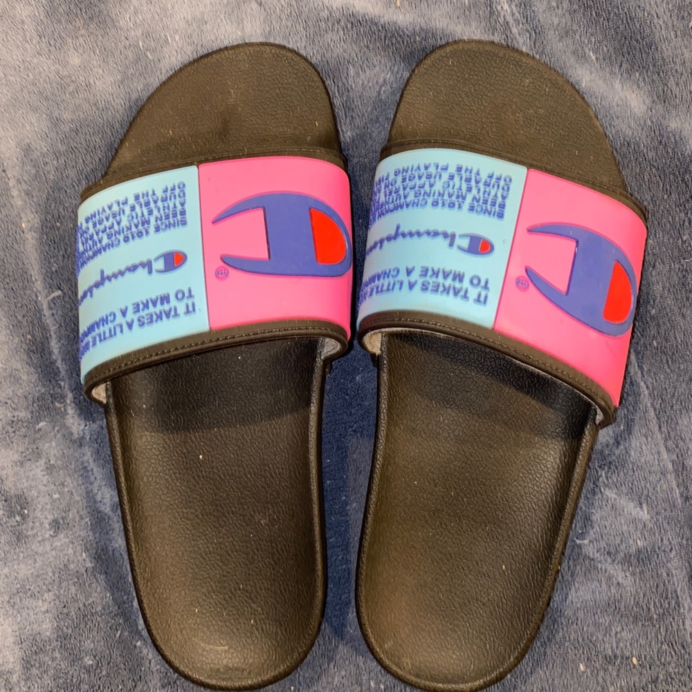 Champion slides size 6.5